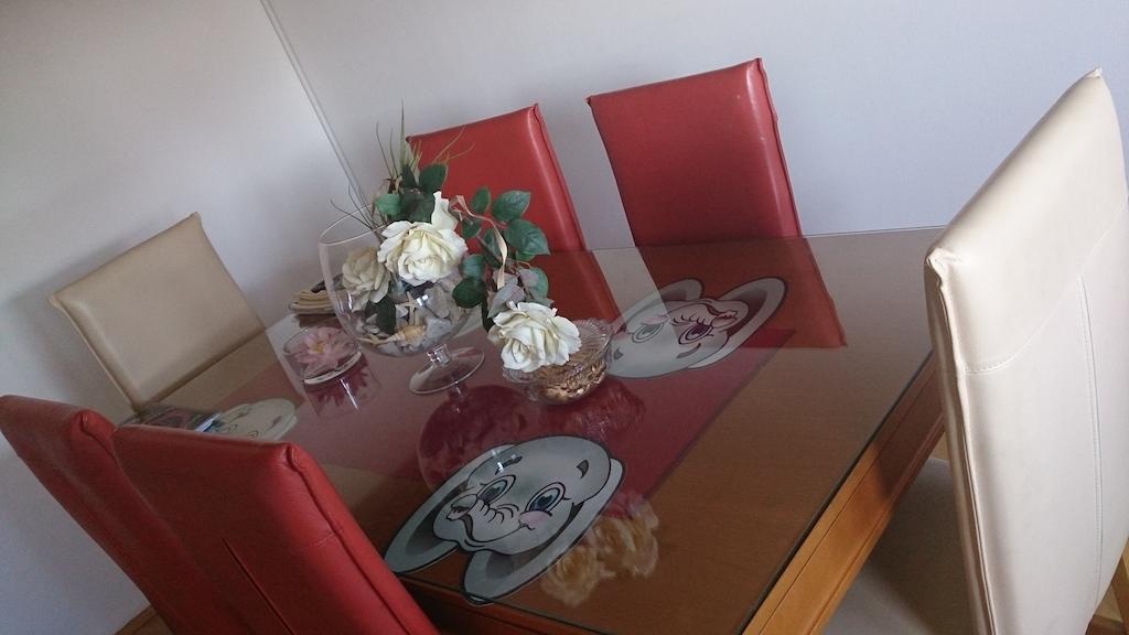 Apartment Near The Beach Split Room photo